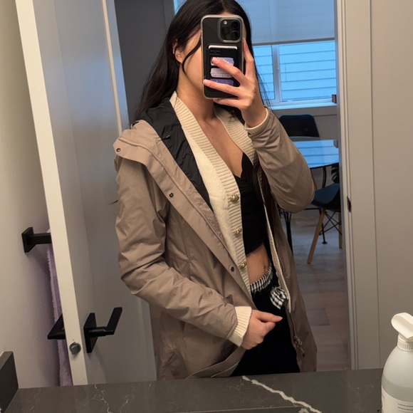 Arc'teryx Fitted Soft Shell Jacket - Picture 2 of 8